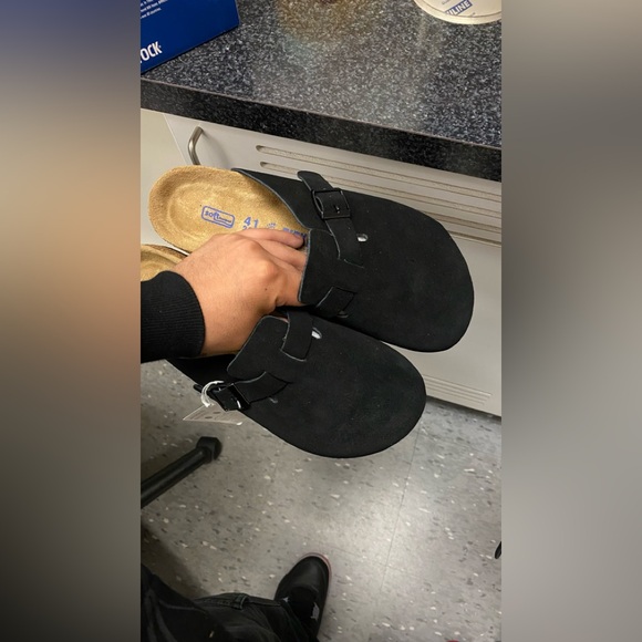 Birkenstock Clog - Picture 2 of 7